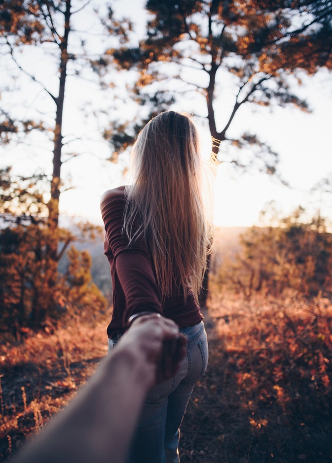 ما هي الإيجابية السامّة ؟ وما علاماتها؟ وكيف تتغلبين عليها لتطوير ذاتك؟