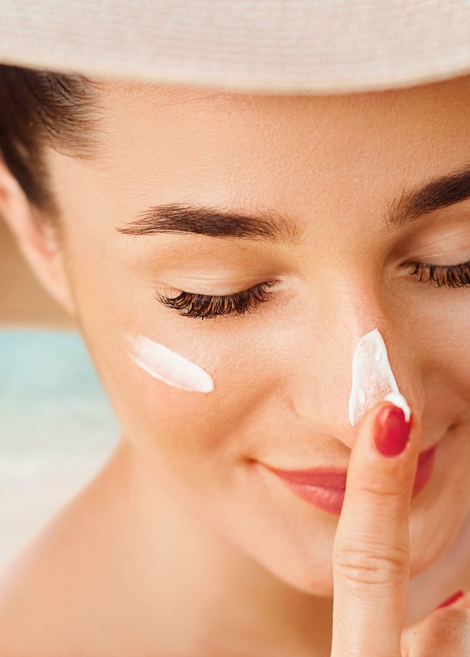 لابد من متابعة الجلد جيداً فما يؤرقك كعيب جمالي بسيط قد يكون أكبر من ذلك