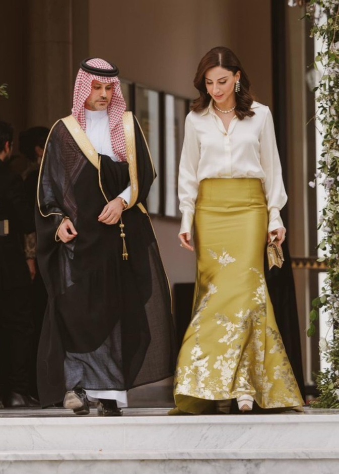 من هي الجوهرة المديميغ التي خطفت الأنظار بتصميم من توقيع أباديا ؟