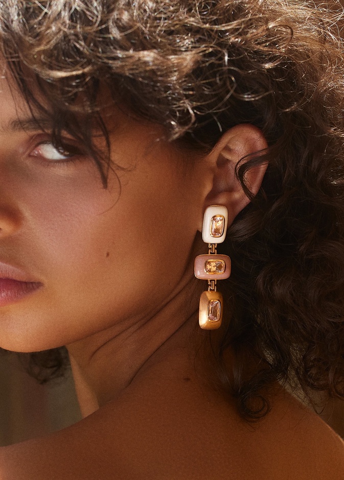 موديلات أقراط أحجار كريمة بتصميمات مشرقة لأناقتك في عيد الأضحى 2023