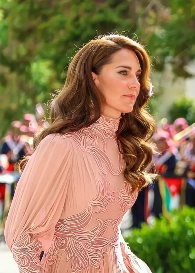 اطلالة الاميرة كيت ميدلتون والامير ويليام في حفل زفاف الامير حسين- الصورة من صفحة princess_catherine_wales -
