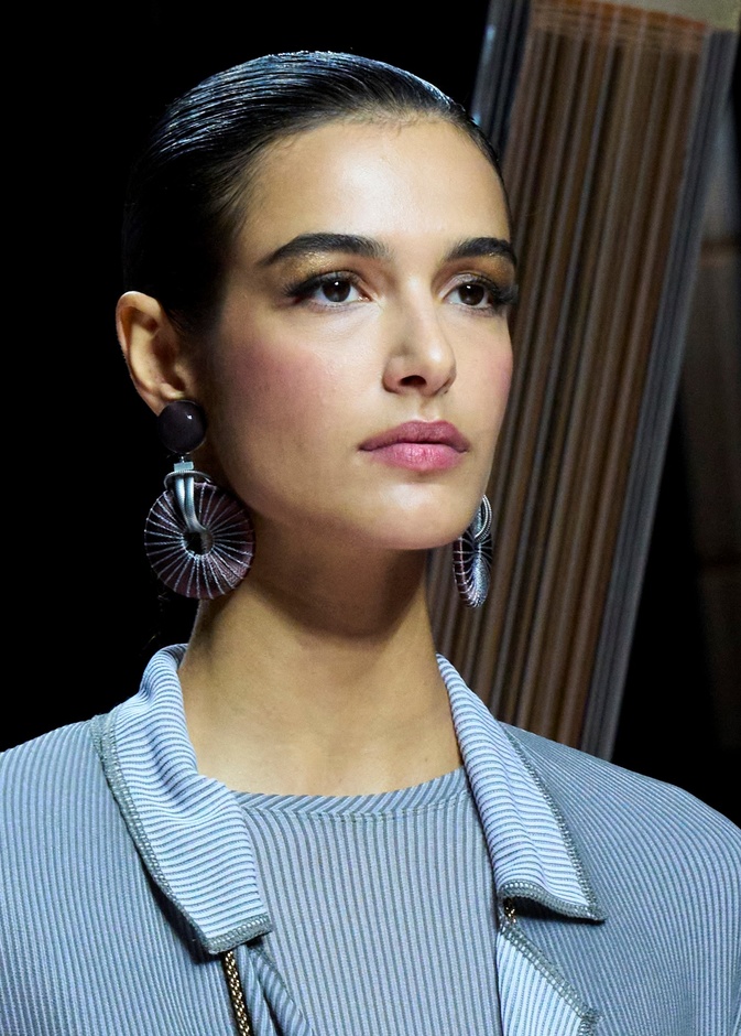 كل المعلومات عن تسحيج الجلد لبشرة ناعمة وشبابية في عيد الأضحى