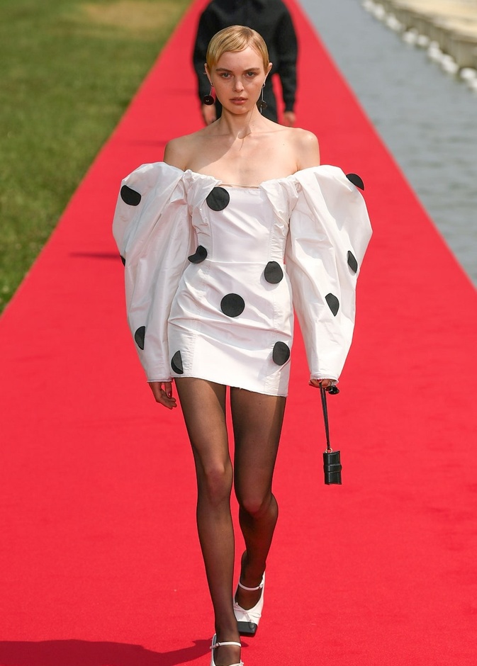 عرض أزياء Jacquemus لخريف 2023