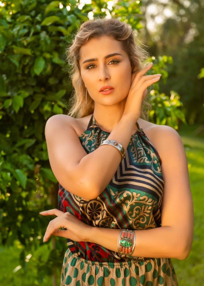 عائشة بن أحمد