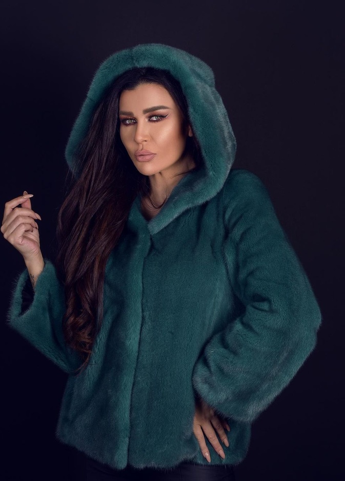 نادين الراسي