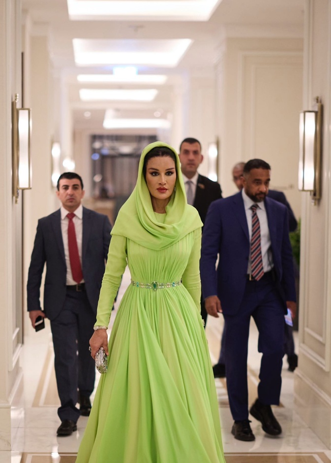 الشيخة موزة