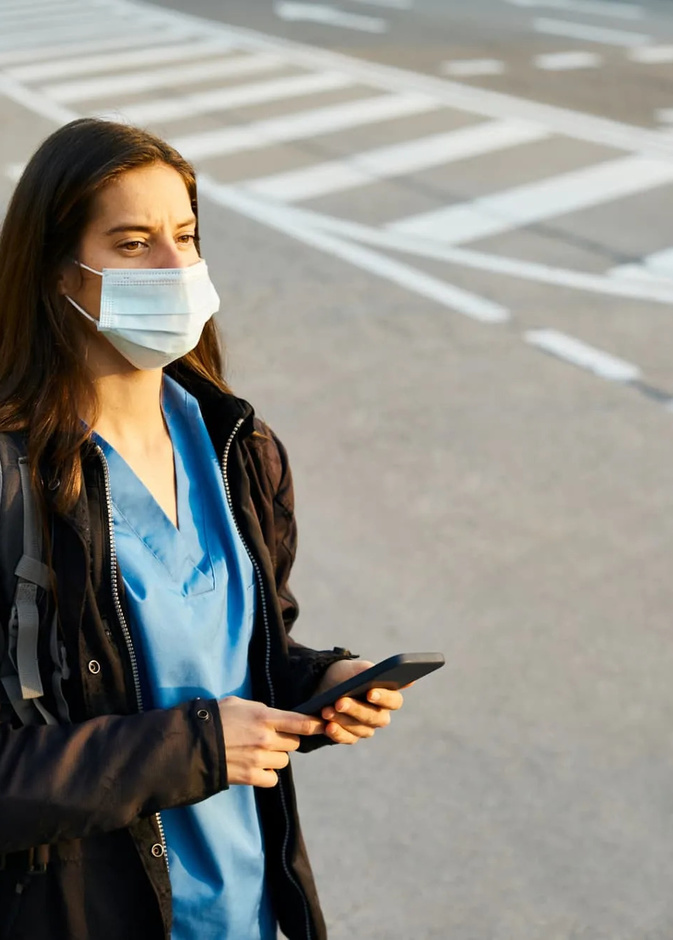 5 مهارات شخصية تحتاجها الممرضات المسافرات للعمل في الخارج