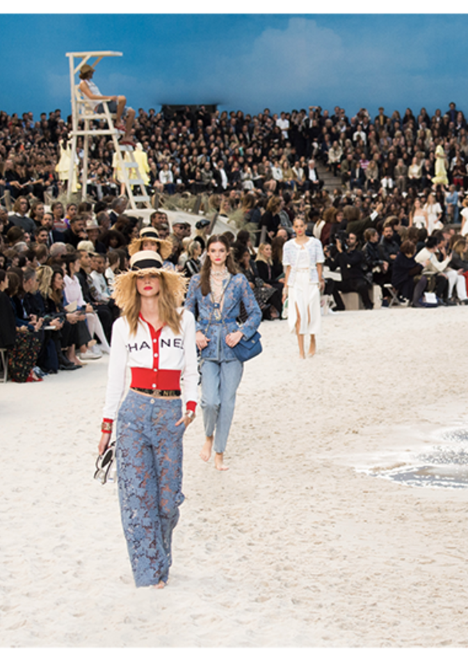 ESCAPISM... عروض أزياء جعلتنا نهرب من الواقع 