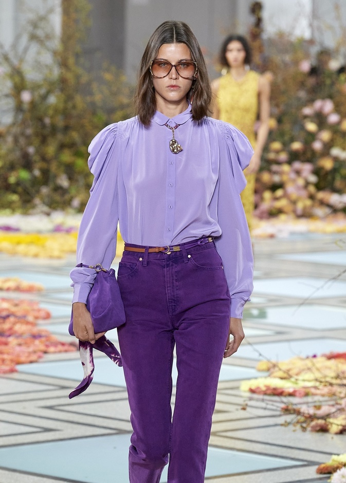 إبتكري ستايلك الخاص في الصيف وادمجي الألوان