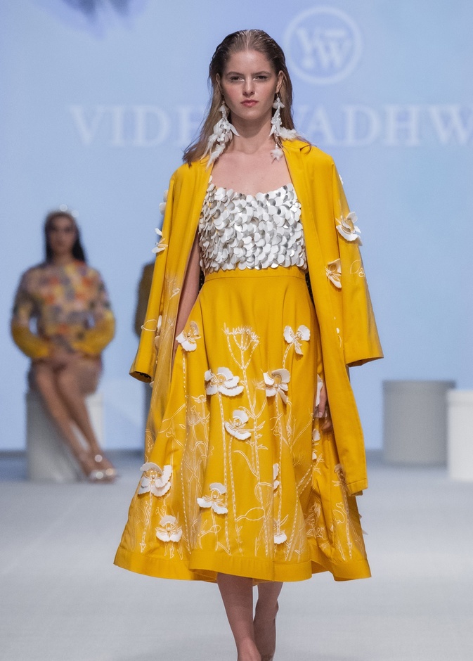 موديلات تنانير بقصة الكلوش في عيد الأضحى 2023