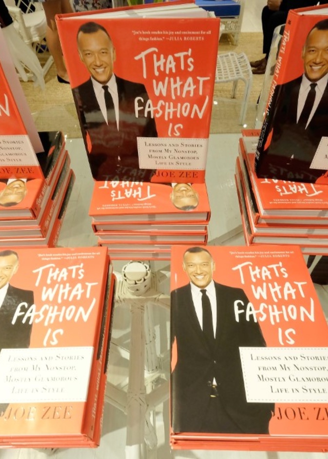 كتاب thats what fashion is لJoe Zee