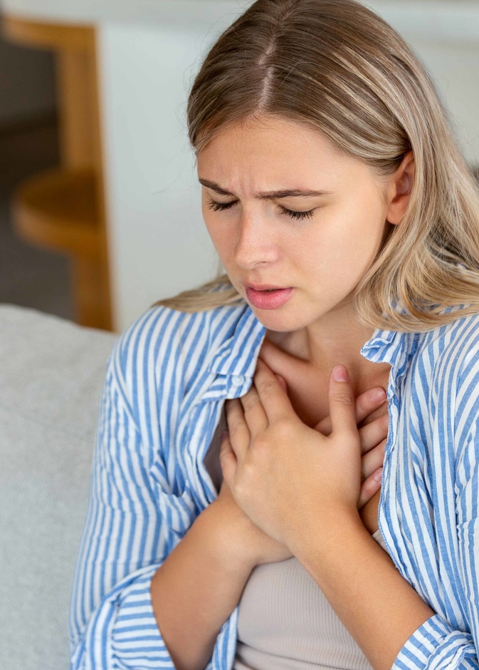 الإصابة بنوبات نفسية مثل الكآبة والبكاء دون سبب أحد أعراض حرثومة المعدة النفسية