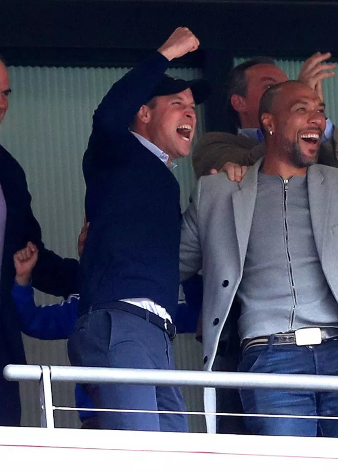 الامير وليام William Prince of Wales – نادي أستون فيلا Aston Villa fan