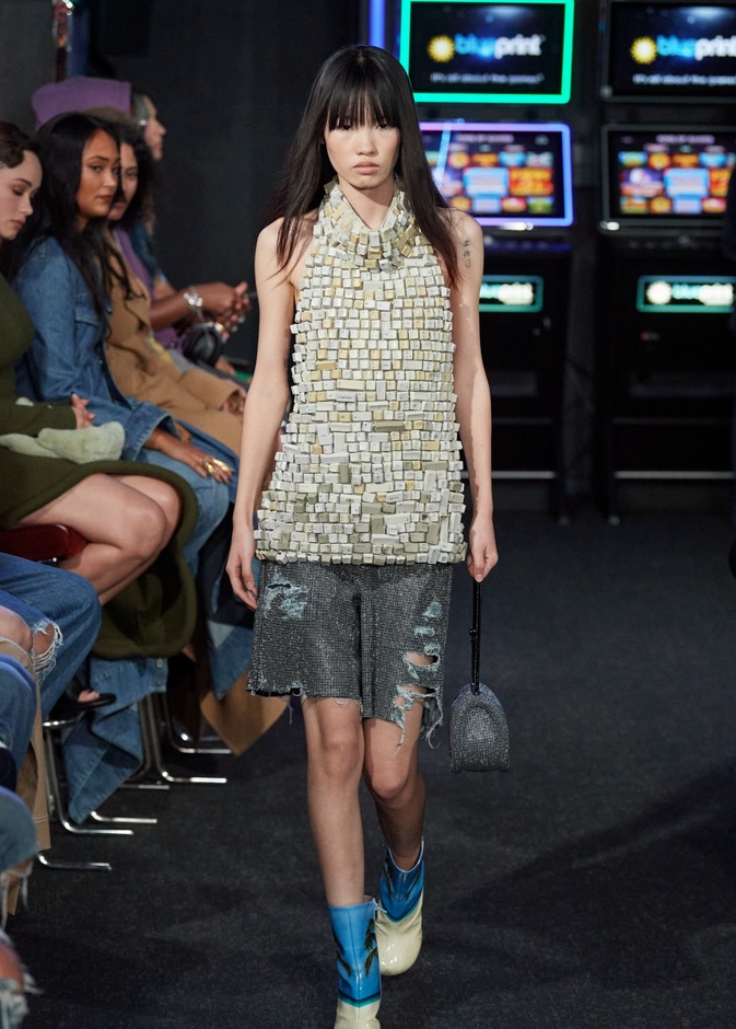 7 دور أزياء استوحت إطلالاتها من أجواء نادي القتال لربيع وصيف 2023