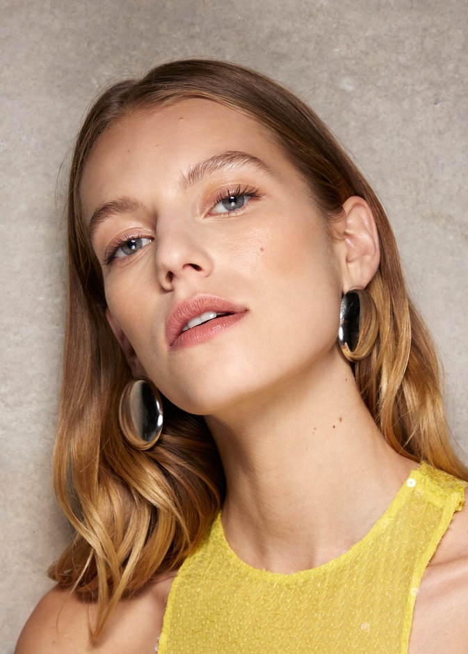 الدكتورة فيكتوريا فيتسمان تكشف لـ "هي" أهم النصائح للحفاظ على صحة الأسنان والحصول على ابتسامة مشرقة