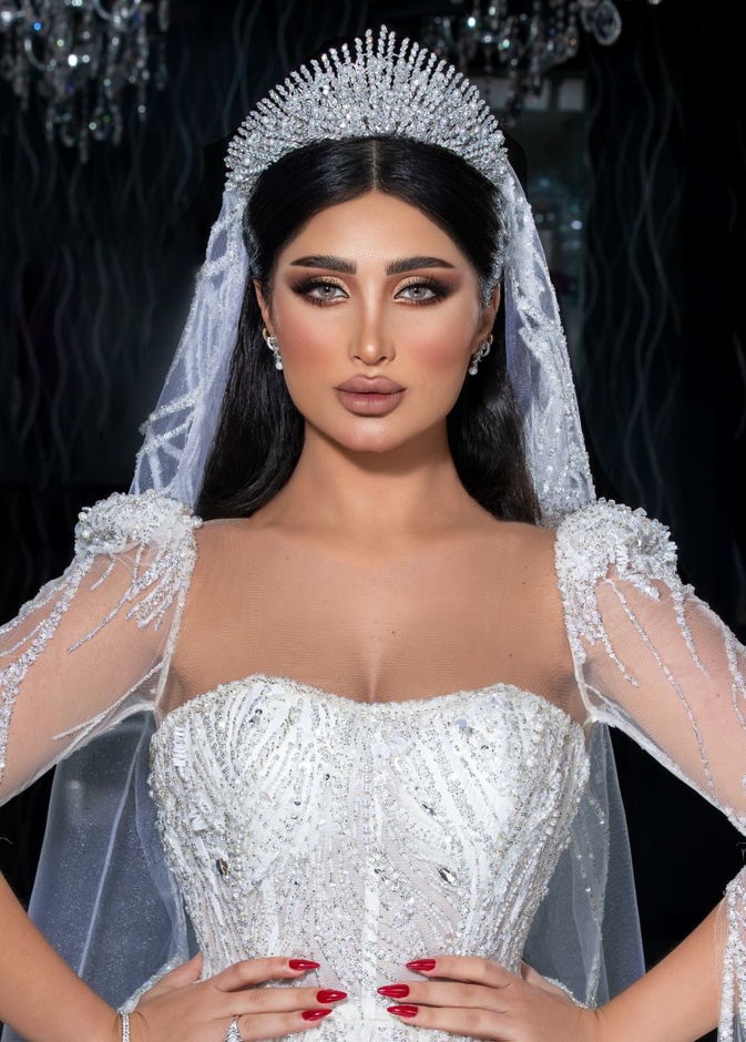 مكياج عروس من خبيرة التجميل السعودية منى العوفي