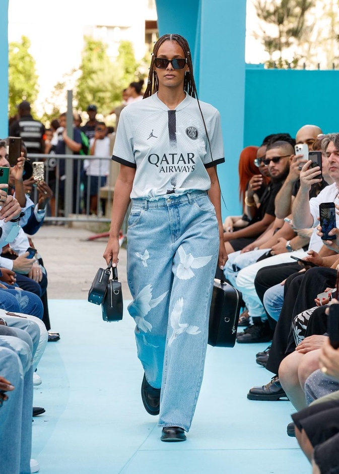 صيحة Blokecore من ملاعب كرة القدم إلى ساحة الموضة