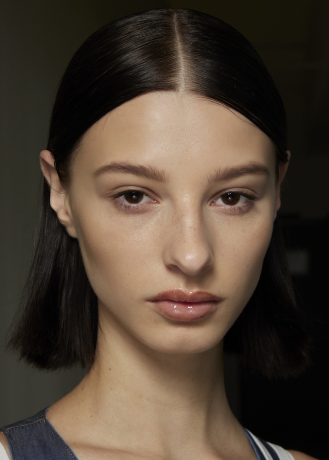 تغييرات نمط الحياة يمكن أن تقلل من حب الشباب في الصيف