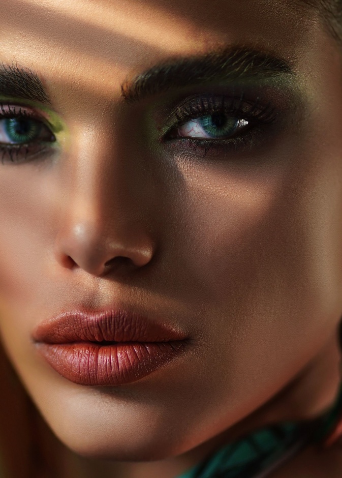 ما هي تقنية تجميل ونحت الخدود لوجه مشدود وشبابي؟