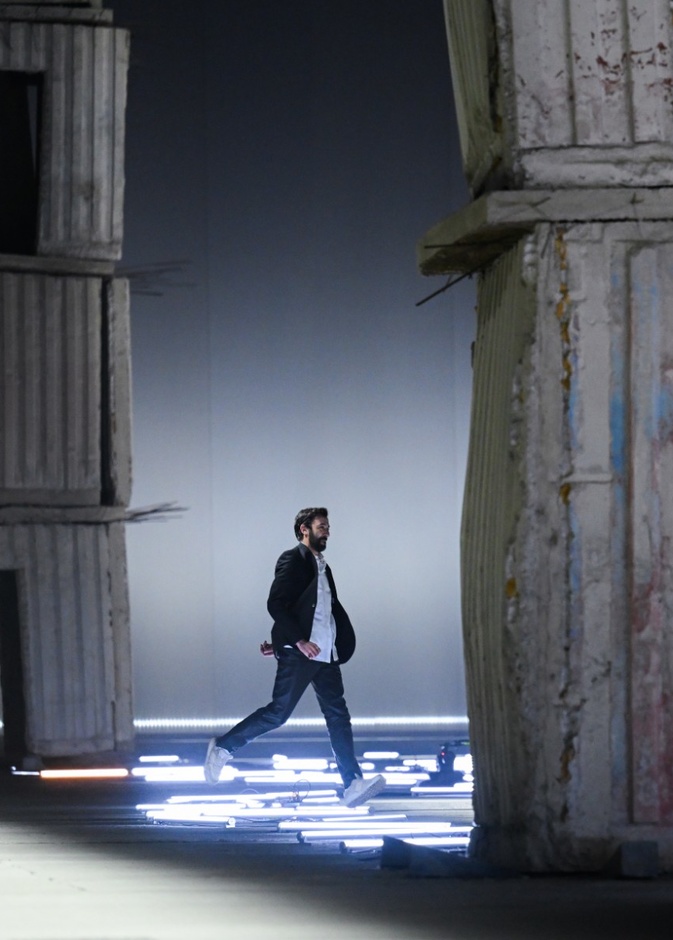 TOD'S تعلن تنحي Walter Chiapponi عن منصب المدير الإبداعي