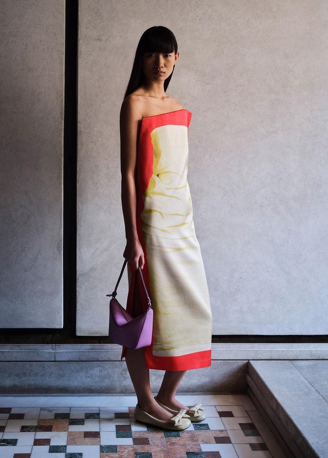 كيف أصبحت Loewe واحدة من أهم العلامات للموضة