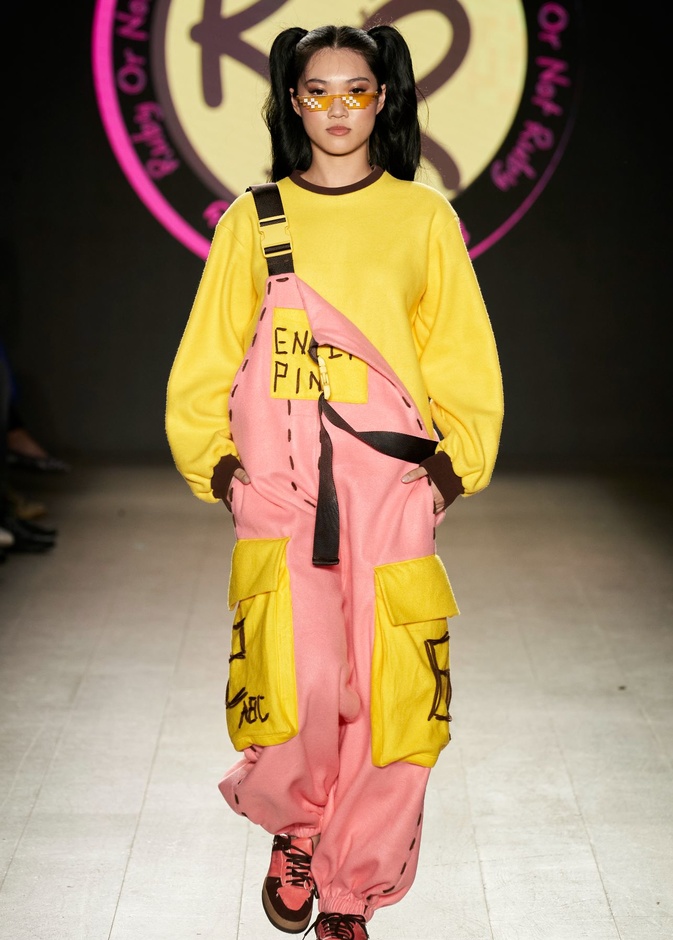 تجنبي الأخطاء الشائعة في الموضة أثناء العمل لتظهري بمظهر احترافي ومتألق