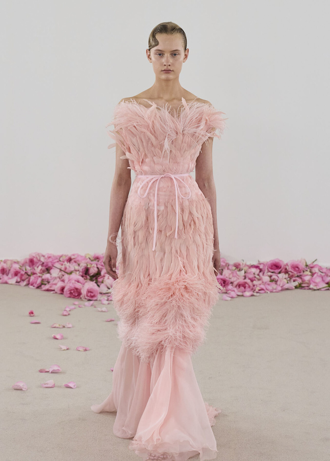 مجموعة Giambattista Valli للهوت كوتور..