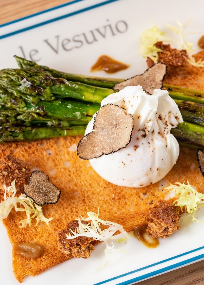 5 من أرقى المطاعم العالمية لتجربة تذوق استثنائية في نادي جدة لليخوت والمارينا