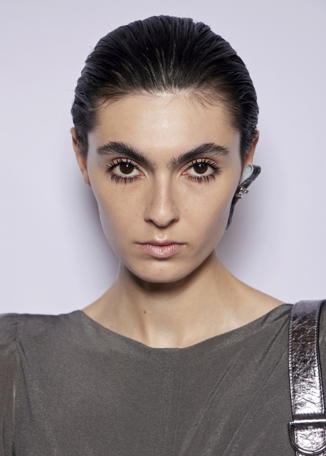 التنظيف الجاف هو الطريقة العصرية لغسل وجهك. هل يفيد بعد الرياضة؟