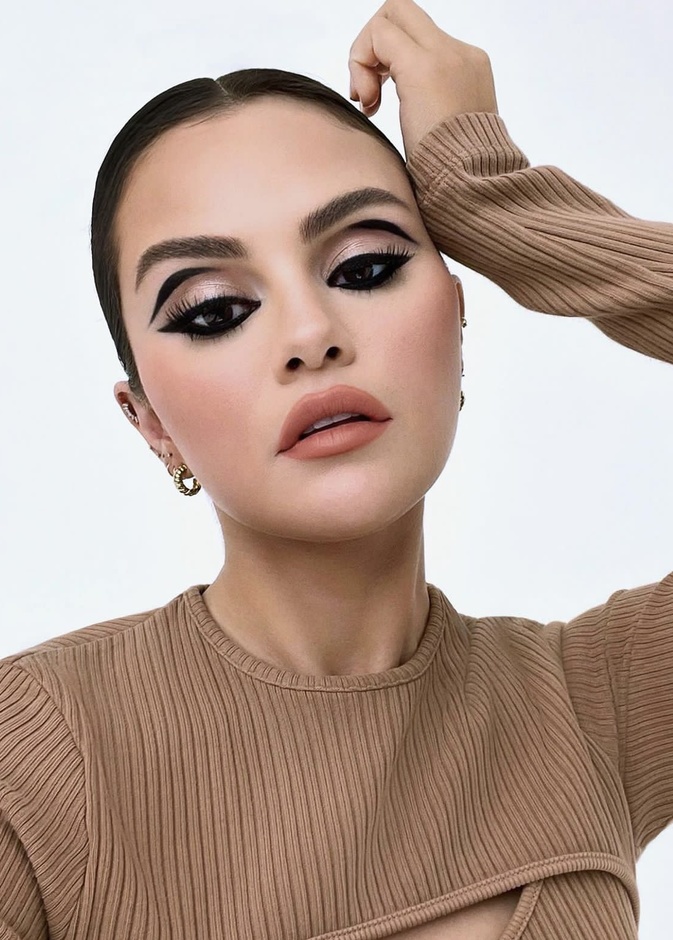 مكياج سيلينا غوميز من حساب هانغ فانغو على انستغرام