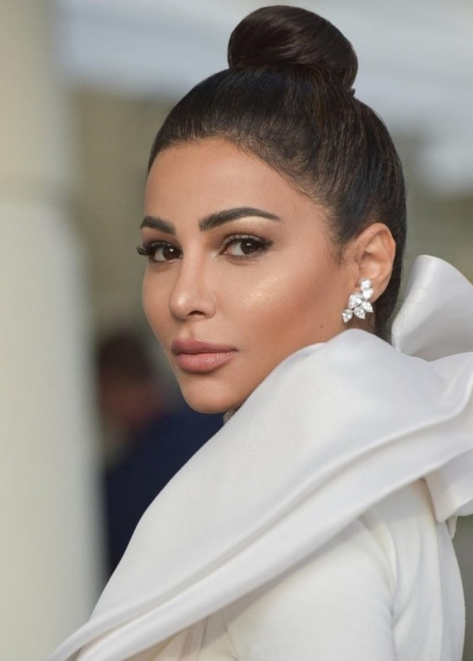 بمناسبة يوم المرأة الإماراتية..إليكم أبرز نجمات إماراتيات غيّرن من مفاهيم الجمال