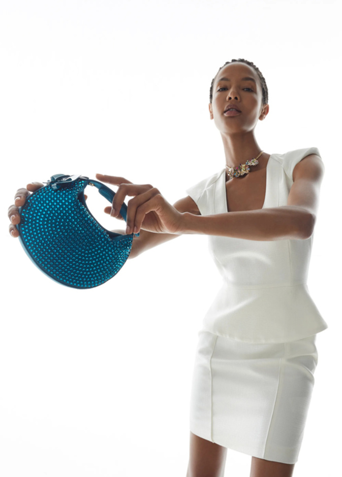 خاص بـ"هي": مجموعة ريزورت 2024 من Genny جواز سفر حول العالم!