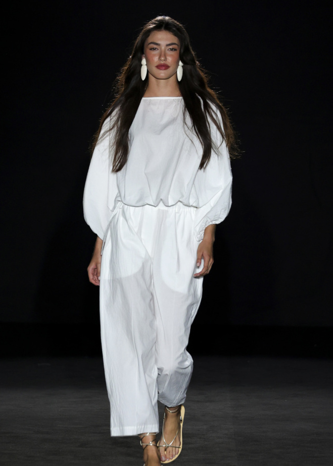 الطقم الخريفي للوك مريح ويومي من LAbel edition