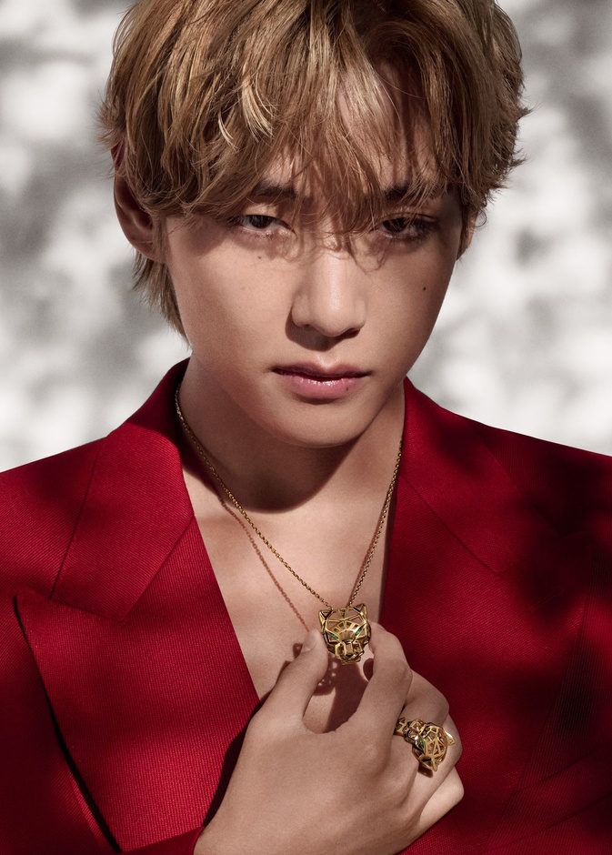 كارتييه تحتفل بصيف 2023 بمجموعة أغراض مرحة ونابضة بالحياة