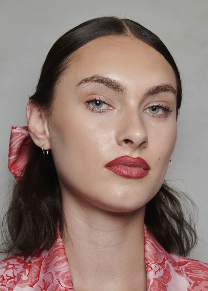 هل يمكنك الخضوع لحقن البوتوكس والفيلر خلال موسم الصيف؟