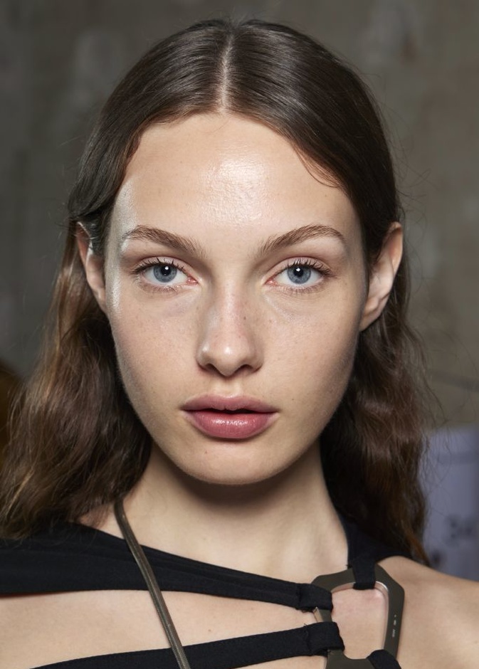 كيف تحافظين على بشرتك متوهجة خلال الصيف الحار