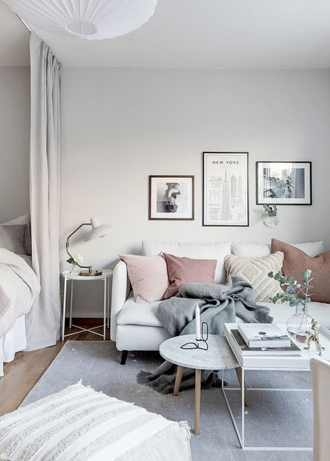 أثاث مريح وعملي لشقق الاستديو وبلون أبيض صريح