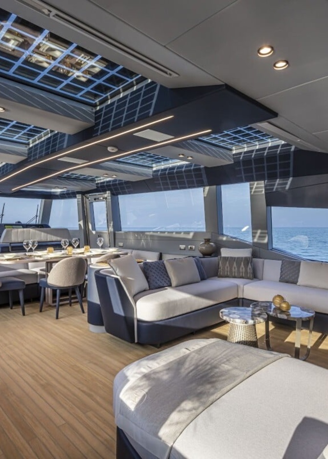 اليخت هيز Haze.. فخامة وراحة "البنتهاوس" على أمواج البحر