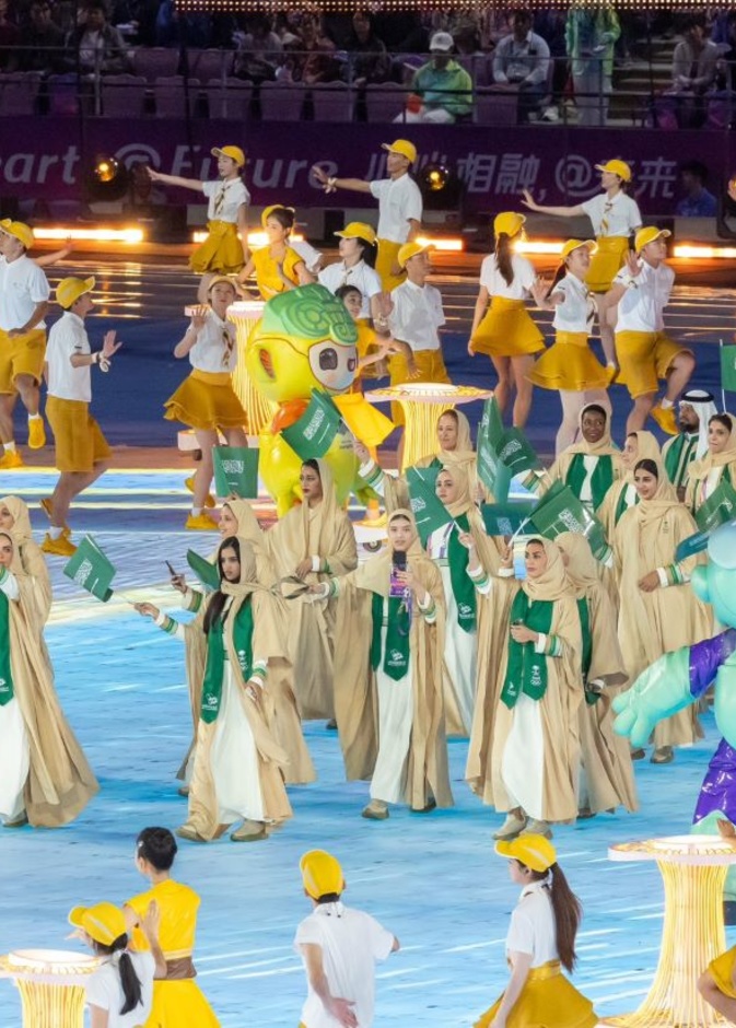 بتصميم تراثي من علامة أباديا.. الوفد السعودي يلفت أنظار العالم في حفل افتتاح دورة الألعاب الآسيوية