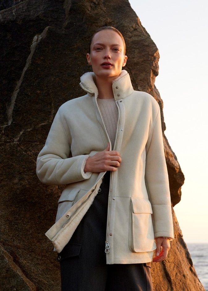 تسوقي الآن مجموعة LORO PIANA الكبسولية الحصرية على Mytheresa