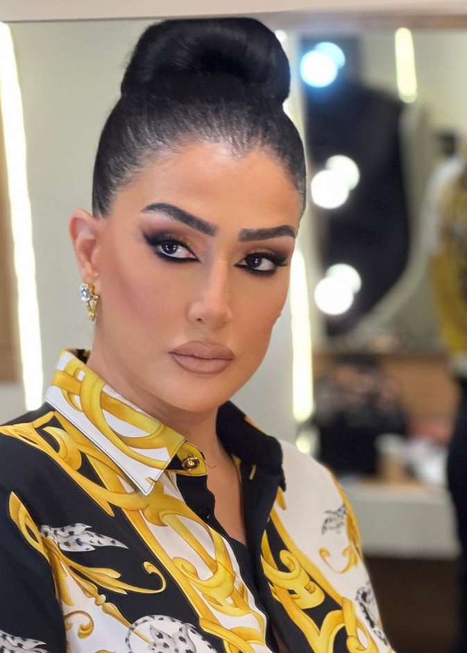 تقنية رفع الوجه بالمكياج من وحي أحدث إطلالة لـ غادة عبد الرازق..بالصور