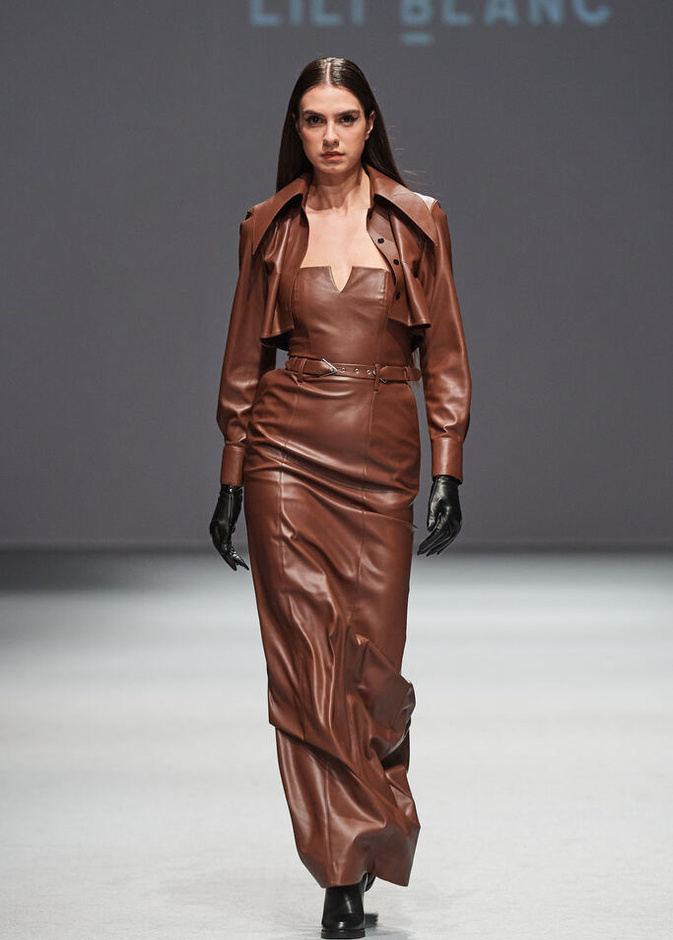 إطلالة من Lili Blanc