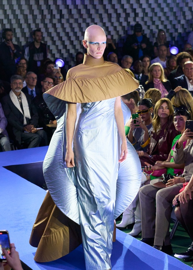 مجموعة Pierre Cardin لربيع وصيف 2024