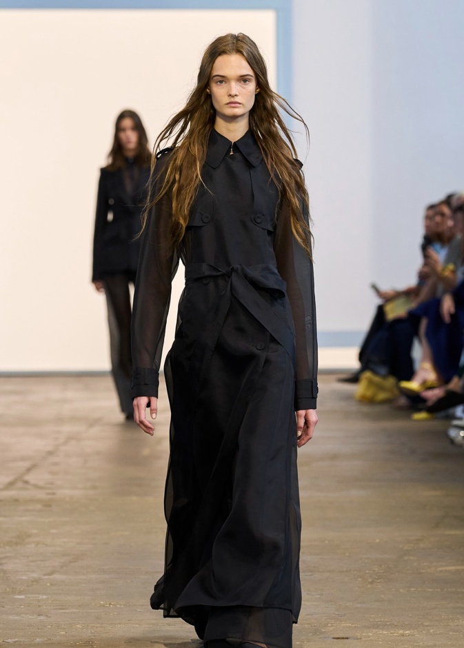 مجموعة Gabriela Hearst لربيع وصيف 2024