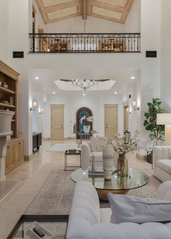 جولة داخل محفظة العقارات المذهلة لنجمة البوب بريتني سبيرز