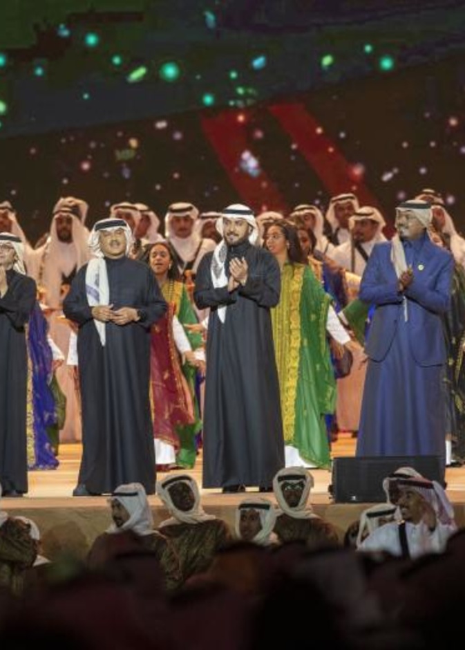 كيف سجلت الشاعرة السعودية نجلا المحيا "المعتزة" حضورها في أبرز المناسبات الوطنية والعالمية؟