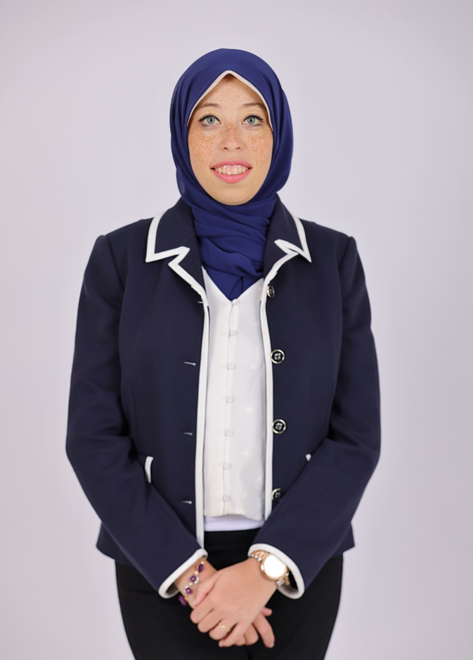 الباحثة نادين ناجي محمود يونس