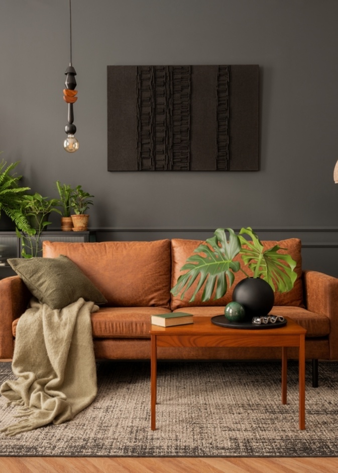 التصميم الداخلي بأنه كل ما يحيط بنا من أثاث وألوان وخامات وجدران ونوافذ وأبواب