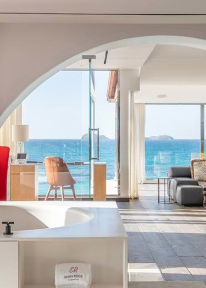 الفخامة والاستمتاع بالاسترخاء في جناح the Christopher Columbus 