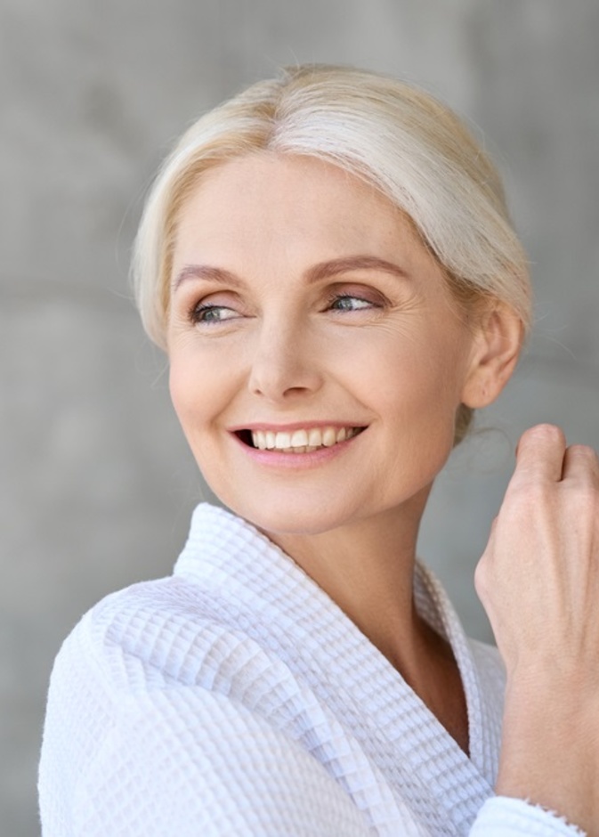 انقطاع الطمث الطبي أعراضه وكيفية التخفيف منه